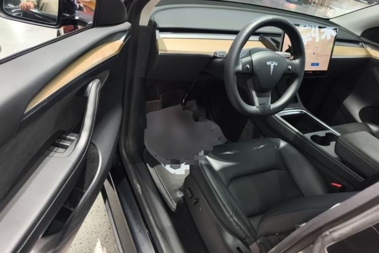 Used Tesla Model Y 2022 Rear-Wheel-Drive Version Driver Seat