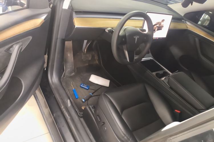 Used Tesla Model Y 2022 Revised Version Rear-Wheel Drive Driver Seat