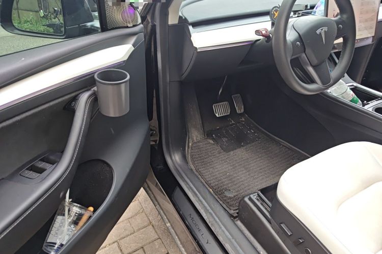 Used Tesla Model Y 2022 Revised Version Rear-Wheel Drive Driver Seat