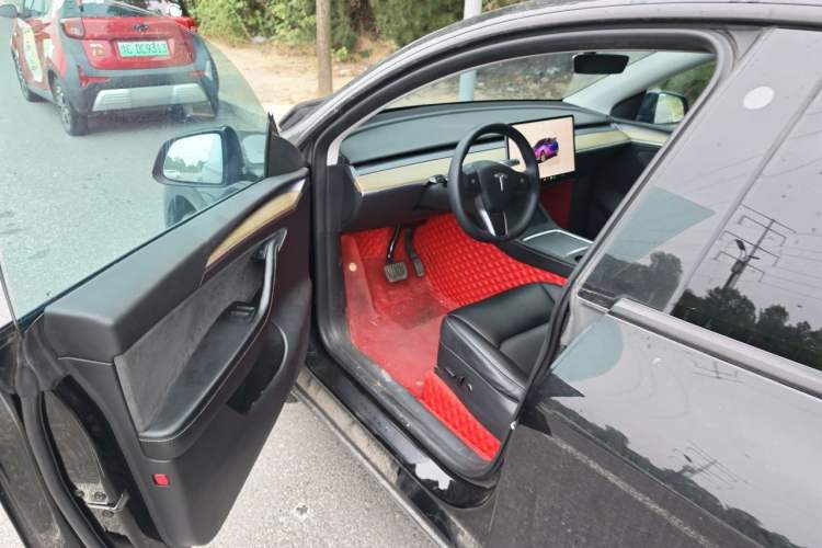 Used Tesla Model Y 2022 Revised Version Long-Range All-Wheel Drive Driver Seat
