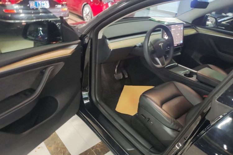 Used Tesla Model Y 2022 Revised Version Rear-Wheel Drive Driver Seat