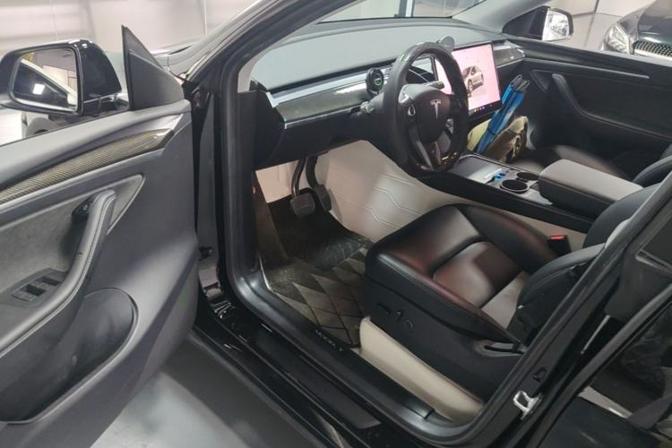 Used Tesla Model Y 2022 Revised Version Rear-Wheel Drive Driver Seat
