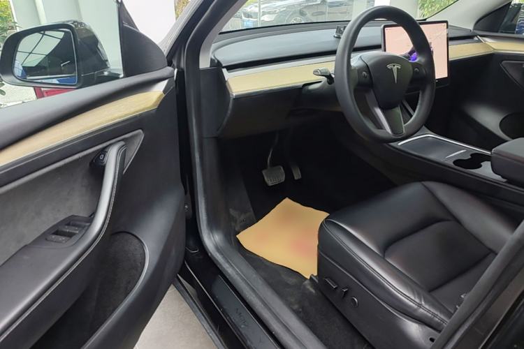 Used Tesla Model Y 2022 Revised Version Rear-Wheel Drive Driver Seat