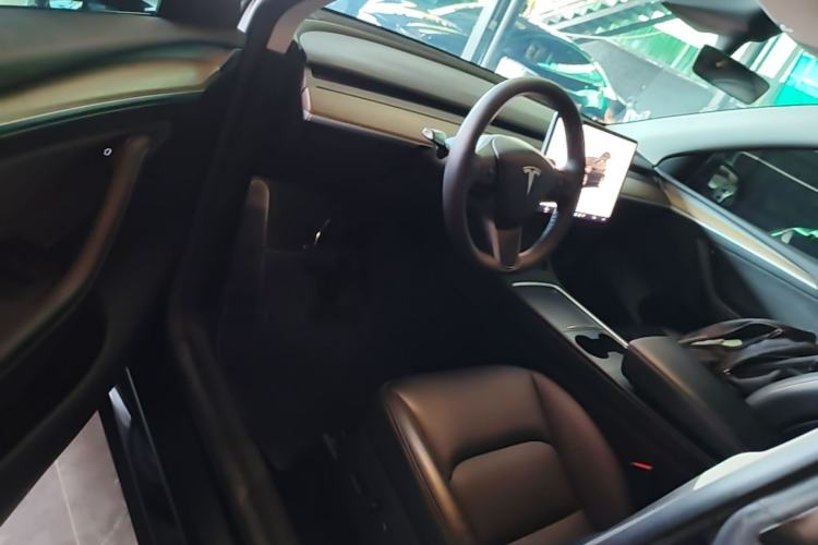 Used Tesla Model Y 2022 Revised Version Rear-Wheel Drive Driver Seat