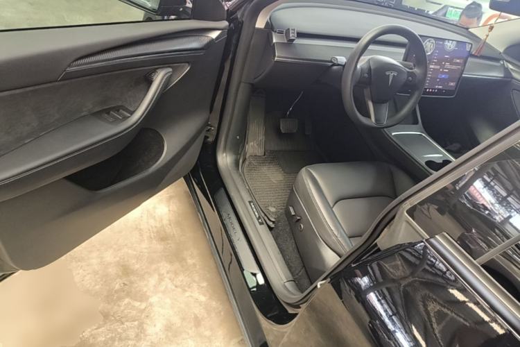 Used Tesla Model Y 2022 Revised Version Long-Range All-Wheel Drive Driver Seat