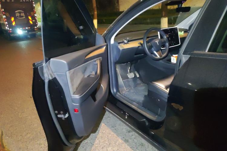 Used Tesla Model Y 2022 Revised Version Rear-Wheel Drive Driver Seat