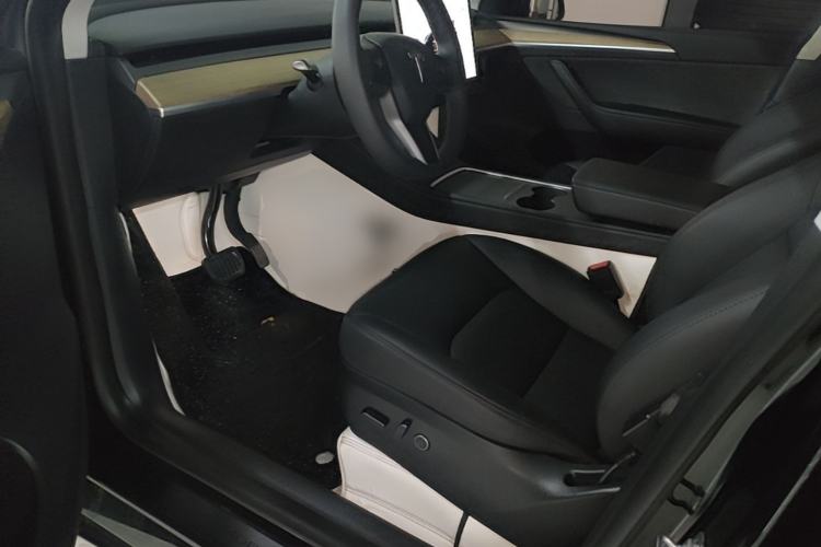 Used Tesla Model Y 2022 Revised Version Long-Range All-Wheel Drive Driver Seat