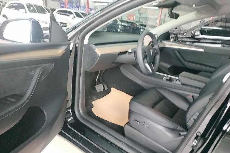 Used Tesla Model Y 2022 Revised Version Rear-Wheel Drive Driver Seat