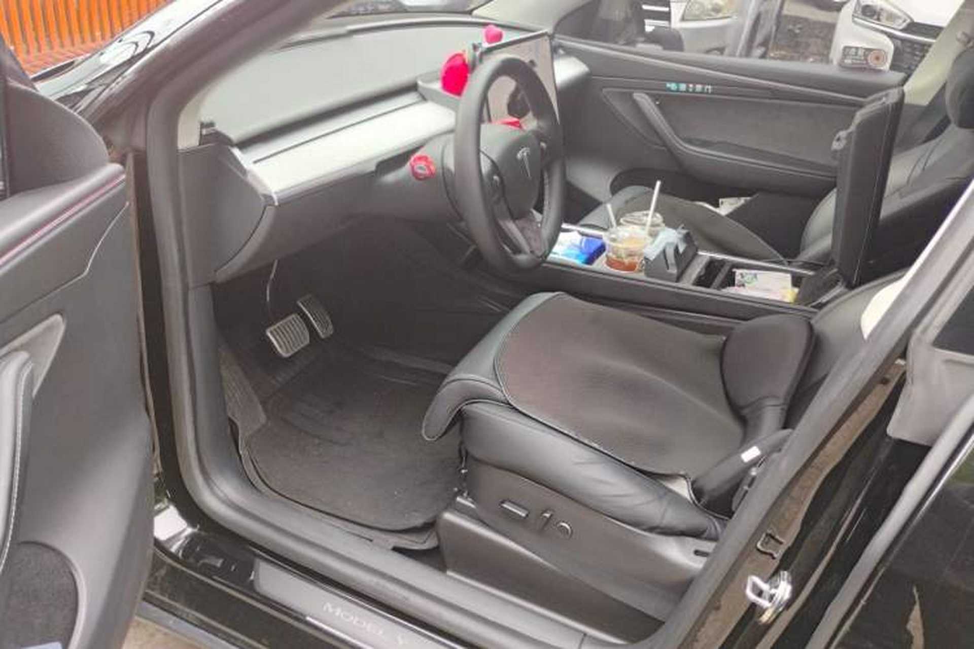 Used Tesla Model Y 2022 Rear-Wheel-Drive Version Driver Seat