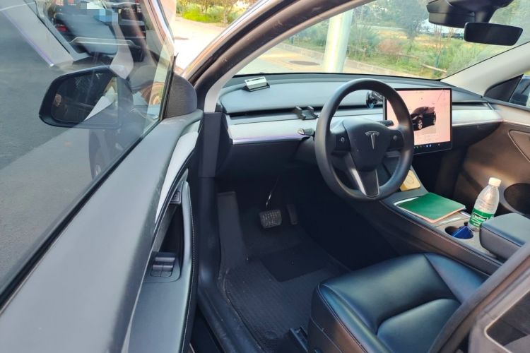 Used Tesla Model Y 2022 Revised Version Rear-Wheel Drive Driver Seat