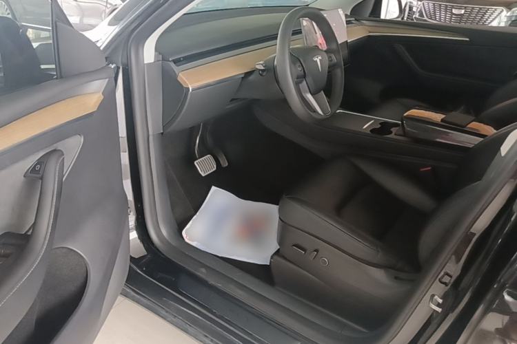 Used Tesla Model Y 2022 Revised Version Rear-Wheel Drive Driver Seat