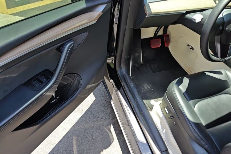 Used Tesla Model Y 2022 Revised Version Rear-Wheel Drive Driver Seat