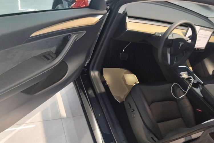 Used Tesla Model Y 2022 Rear-Wheel-Drive Version Driver Seat