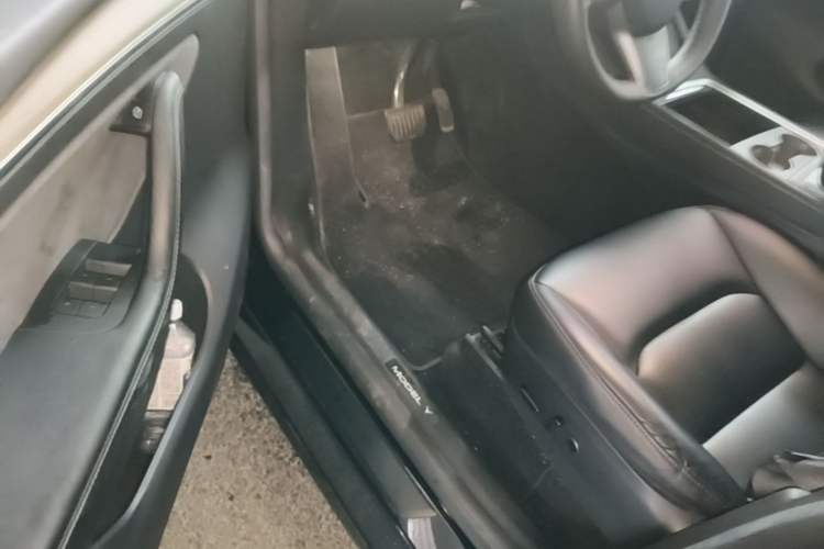 Used Tesla Model Y 2022 Revised Version Rear-Wheel Drive Driver Seat