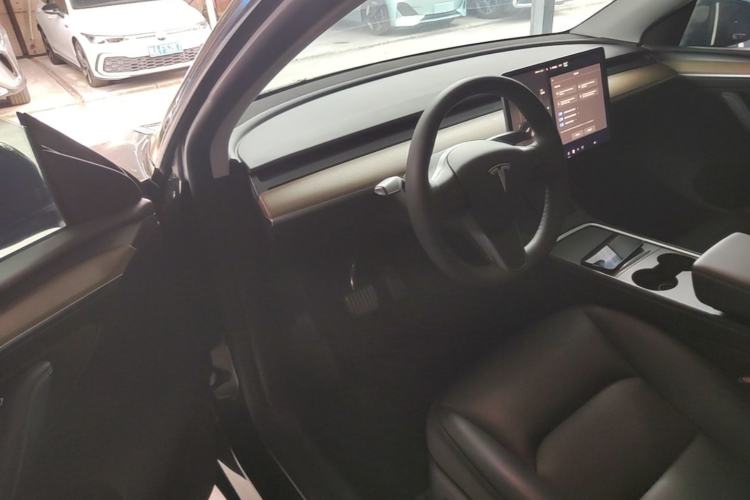 Used Tesla Model Y 2022 Revised Version Long-Range All-Wheel Drive Driver Seat