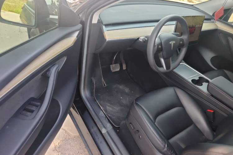 Used Tesla Model Y 2022 Revised Version Rear-Wheel Drive Driver Seat