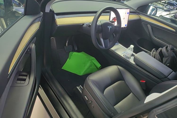 Used Tesla Model Y 2022 Revised Version Rear-Wheel Drive Driver Seat