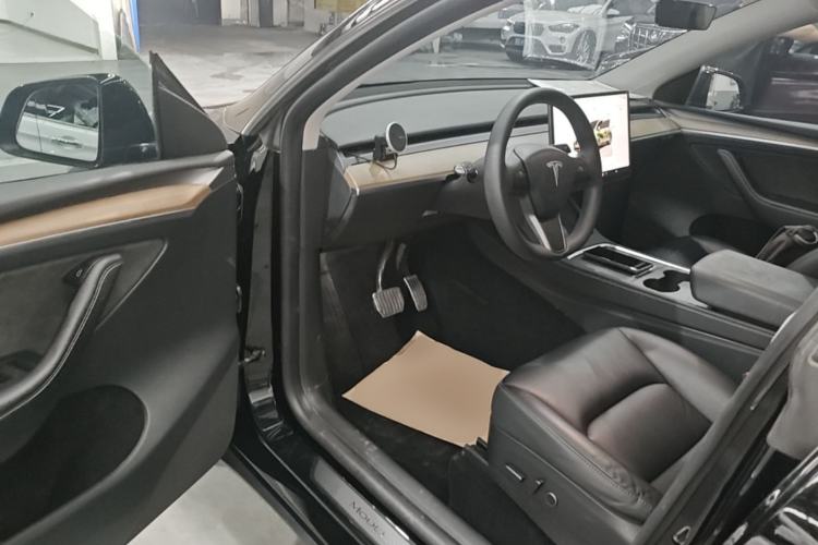 Used Tesla Model Y 2022 Revised Version Rear-Wheel Drive Driver Seat