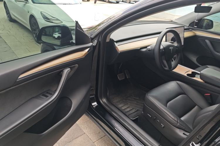 Used Tesla Model Y 2022 Revised Version Long-Range All-Wheel Drive Driver Seat