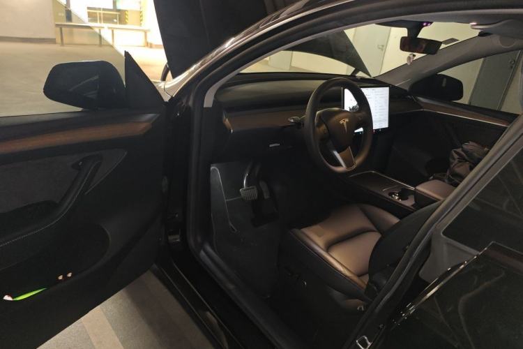 Used Tesla Model Y 2022 Revised Version Rear-Wheel Drive Driver Seat