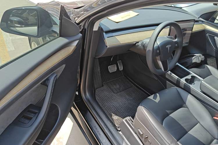 Used Tesla Model Y 2022 Revised Version Rear-Wheel Drive Driver Seat
