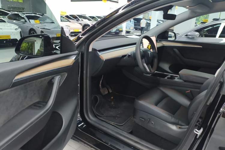 Used Tesla Model Y 2022 Revised Version Long-Range All-Wheel Drive Driver Seat