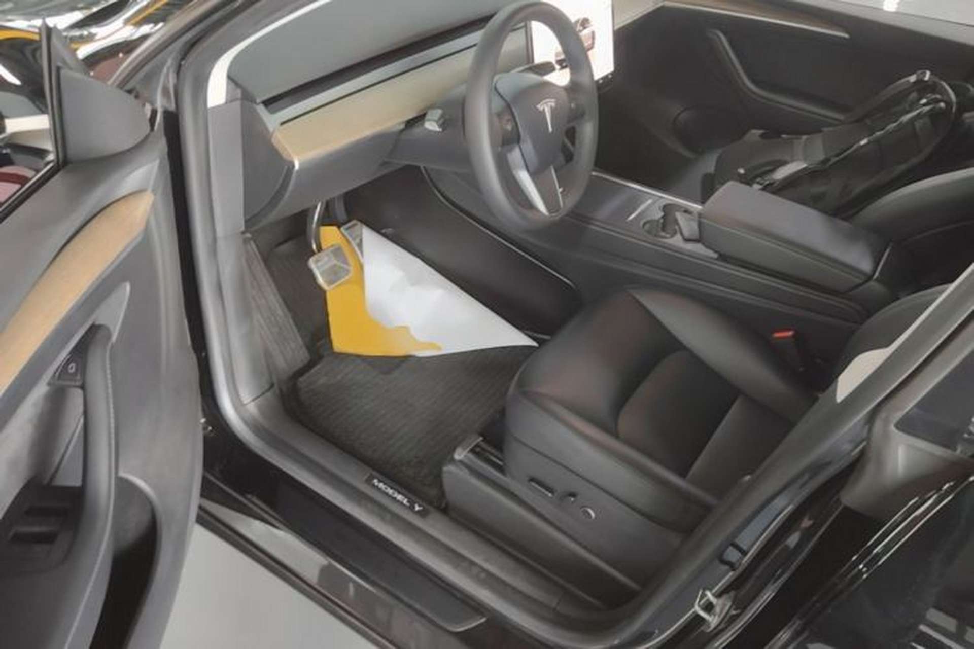 Used Tesla Model Y 2022 Revised Version Long-Range All-Wheel Drive Driver Seat
