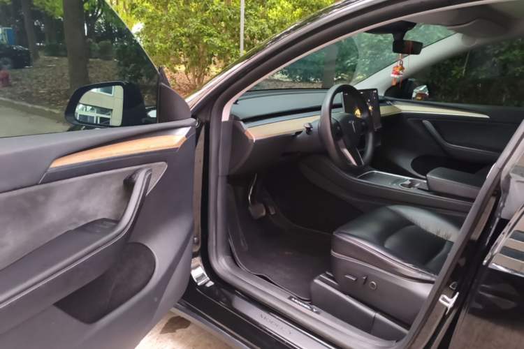 Used Tesla Model Y 2022 Revised Version Rear-Wheel Drive Driver Seat
