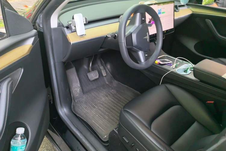 Used Tesla Model Y 2022 Revised Version Rear-Wheel Drive Driver Seat