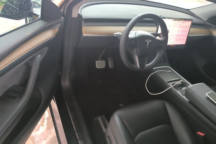 Used Tesla Model Y 2022 Rear-Wheel-Drive Version Driver Seat