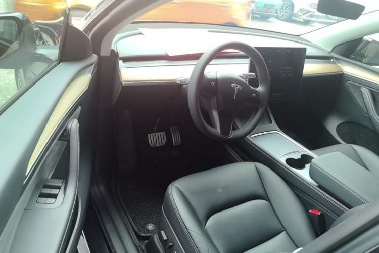 Used Tesla Model Y 2022 Performance High-Performance All-Wheel-Drive Version Driver Seat