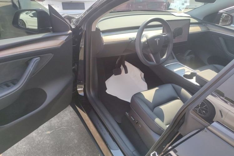 Used Tesla Model Y 2022 Revised Version Rear-Wheel Drive Driver Seat