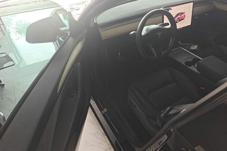 Used Tesla Model Y 2022 Revised Version Rear-Wheel Drive Driver Seat