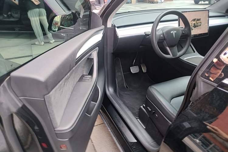 Used Tesla Model Y 2022 Revised Version Long-Range All-Wheel Drive Driver Seat