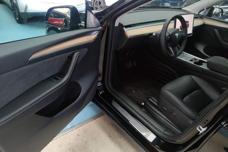 Used Tesla Model Y 2022 Revised Version Rear-Wheel Drive Driver Seat