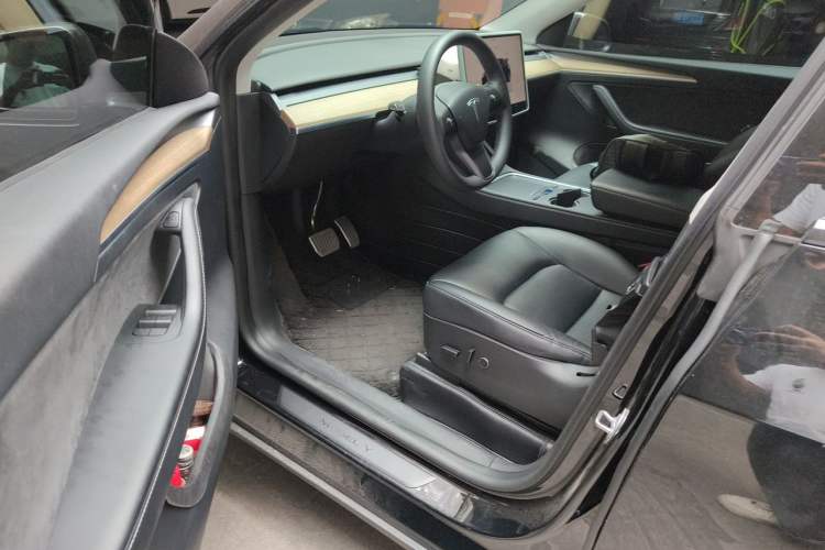 Used Tesla Model Y 2022 Revised Version Rear-Wheel Drive Driver Seat