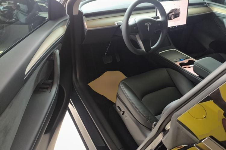 Used Tesla Model Y 2022 Revised Version Rear-Wheel Drive Driver Seat