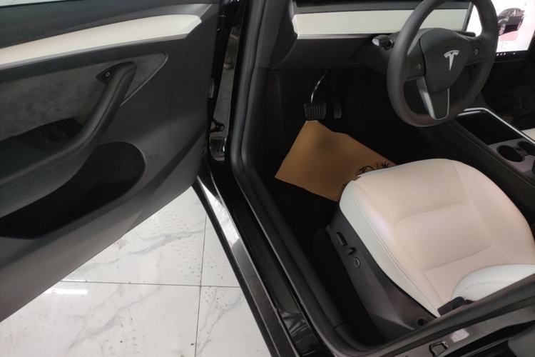 Used Tesla Model Y 2022 Revised Version Rear-Wheel Drive Driver Seat