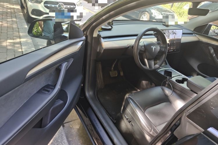 Used Tesla Model Y 2022 Rear-Wheel-Drive Version Driver Seat