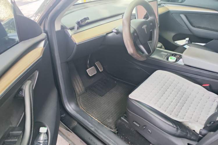 Used Tesla Model Y 2022 Revised Version Rear-Wheel Drive Driver Seat