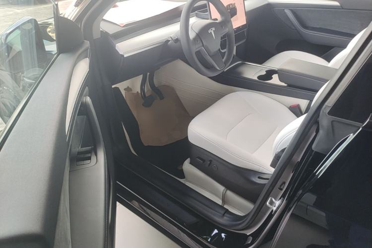 Used Tesla Model Y 2022 Revised Version Rear-Wheel Drive Driver Seat