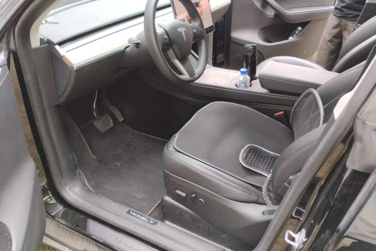 Used Tesla Model Y 2022 Revised Version Rear-Wheel Drive Driver Seat