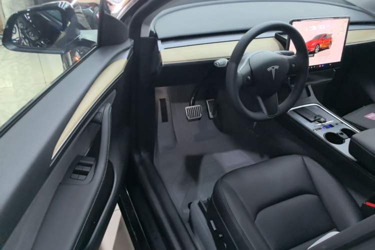 Used Tesla Model Y 2022 Revised Version Long-Range All-Wheel Drive Driver Seat