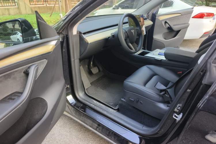 Used Tesla Model Y 2022 Revised Version Rear-Wheel Drive Driver Seat