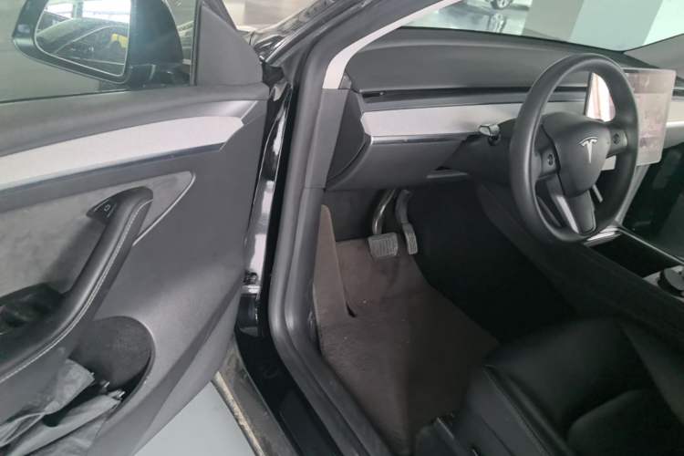 Used Tesla Model Y 2022 Revised Version Rear-Wheel Drive Driver Seat