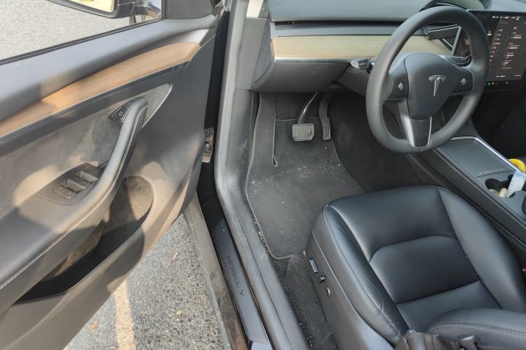 Used Tesla Model Y 2022 Revised Version Rear-Wheel Drive Driver Seat