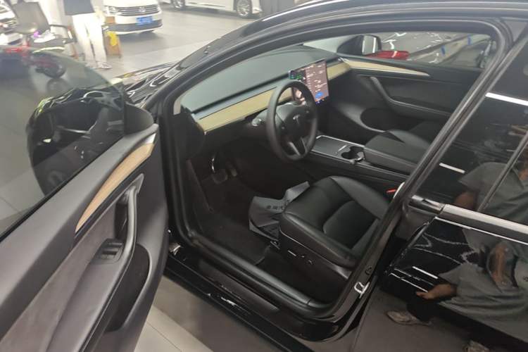 Used Tesla Model Y 2022 Revised Version Rear-Wheel Drive Driver Seat