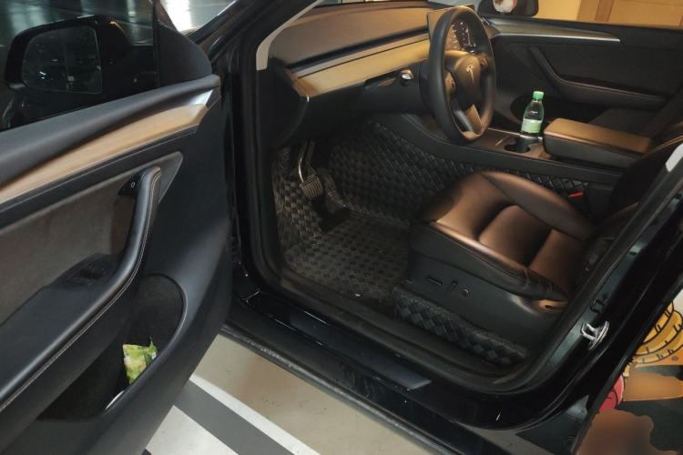 Used Tesla Model Y 2022 Revised Version Rear-Wheel Drive Driver Seat