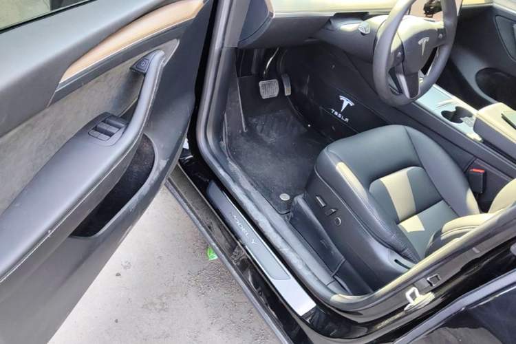 Used Tesla Model Y 2022 Revised Version Long-Range All-Wheel Drive Driver Seat