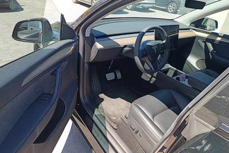 Used Tesla Model Y 2022 Performance High-Performance All-Wheel-Drive Version Driver Seat